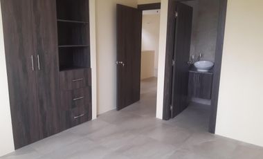 Casa en Venta en via Samborondón en Urb. Al Rio 3 y 4 habitaciones