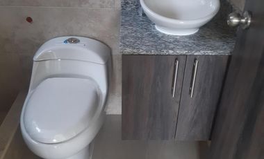 Casa en Venta en via Samborondón en Urb. Al Rio 3 y 4 habitaciones