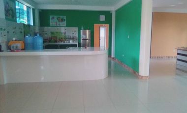 Venta Casa Con Piscina$ 400,000.00 ( Cuatro Cientos Mil Dólares Americanos )Departamento De Huánucoprovincia Leoncio Prado