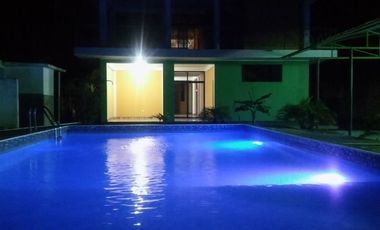 Venta Casa Con Piscina$ 400,000.00 ( Cuatro Cientos Mil Dólares Americanos )Departamento De Huánucoprovincia Leoncio Prado