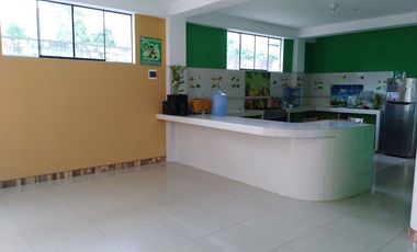 Venta Casa Con Piscina$ 400,000.00 ( Cuatro Cientos Mil Dólares Americanos )Departamento De Huánucoprovincia Leoncio Prado