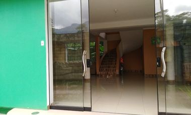 Venta Casa Con Piscina$ 400,000.00 ( Cuatro Cientos Mil Dólares Americanos )Departamento De Huánucoprovincia Leoncio Prado