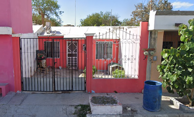 Casa en Remate Bancario en Reynosa, Tamaulipas. (65% debajo de su valor comercial, solo recursos propios, unica oportunidad) -EKC