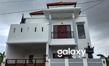 DIJUAL RUMAH SEDAP MALAM TUNJUNG BIRU SANUR DENPASAR, BALI