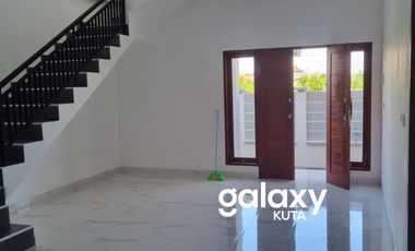 DIJUAL RUMAH SEDAP MALAM TUNJUNG BIRU SANUR DENPASAR, BALI
