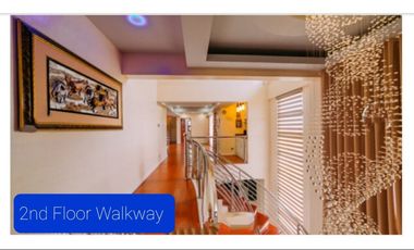 Modern Executive House in Mirala Nuvali 10 mins drive to ayala malls