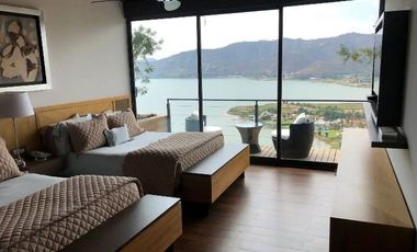 HERMOSA RESIDENCIA EN VENTA 