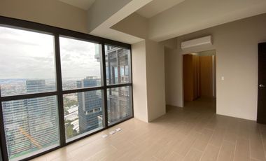 Penthouse 3 bedroom 131 sqm Uptown Ritz Residence Rfo Rent to own Bgc condo for sale Fort Bonifacio Taguig City