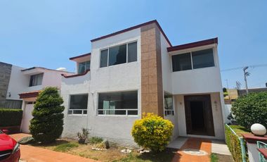Casa en renta en camino real a cholula