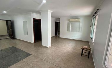 Alquiler de Departamento,  planta baja  Kennedy Norte(Parque Lineal)