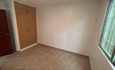 Alquiler de Departamento,  planta baja  Kennedy Norte(Parque Lineal)