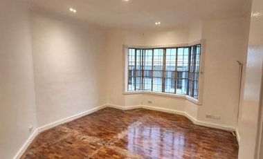 6 BR House and Lot for Rent at Whiteplains, Quezon City