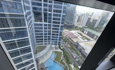 FOR LEASE 3BR IN UPTOWN RITZ RESIDENCE