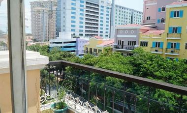 Penthouse Unit for Sale at Mckinley Garden Villas