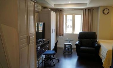 Penthouse Unit for Sale at Mckinley Garden Villas