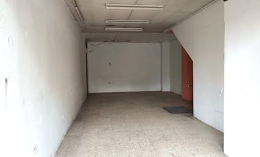 Local Comercial de alquiler en calle Santa Elena, Centro de Guayaquil.