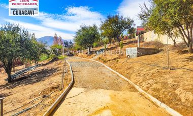 León Propiedades vende Gran casa de 2 pisos en sector Los Naranjos, Curacavi