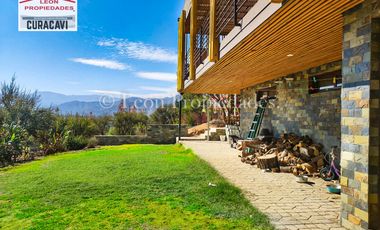 León Propiedades vende Gran casa de 2 pisos en sector Los Naranjos, Curacavi