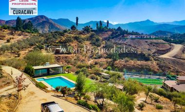 León Propiedades vende Gran casa de 2 pisos en sector Los Naranjos, Curacavi