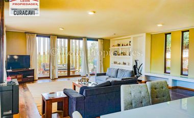 León Propiedades vende Gran casa de 2 pisos en sector Los Naranjos, Curacavi