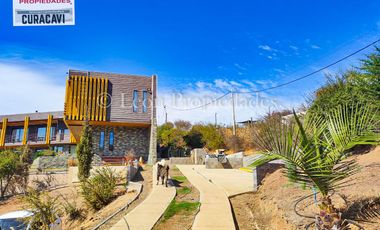 León Propiedades vende Gran casa de 2 pisos en sector Los Naranjos, Curacavi