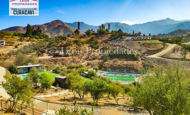 León Propiedades vende Gran casa de 2 pisos en sector Los Naranjos, Curacavi