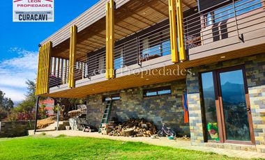 León Propiedades vende Gran casa de 2 pisos en sector Los Naranjos, Curacavi