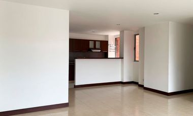 PR16830 Arriendo de apartamento en el sector Escobero
