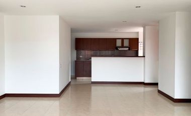 PR16830 Arriendo de apartamento en el sector Escobero