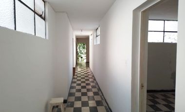 PR18719 Casa Comercial en arriendo en el sector Laureles