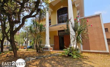 Disewakan Rumah Taman Giri Loka BSD City Tangerang Selatan Bagus Nyaman Fully Furnished Siap Huni