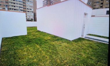 Dpto, duplex, estreno, 395 m2, zona Golf, S. Isidro, 3 dorms, 4 baños, 3 estac + dep.