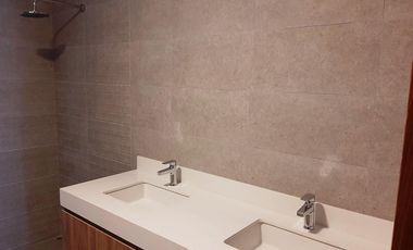 Dpto, duplex, estreno, 395 m2, zona Golf, S. Isidro, 3 dorms, 4 baños, 3 estac + dep.