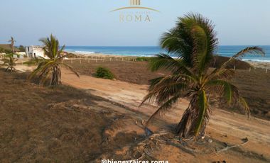 TERRENO A PIE EN PUERTO ESCONDIDO, EN PLAYA SANTA ELENA