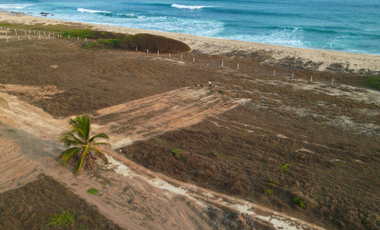 TERRENO A PIE EN PUERTO ESCONDIDO, EN PLAYA SANTA ELENA