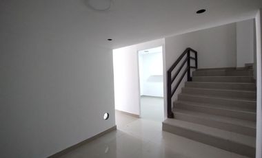 Local en arriendo en Alto Prado.