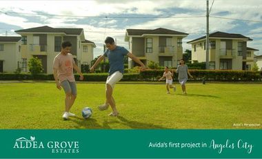 ERIN MODEL - Aldea Grove Estates