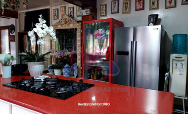 3 Storey Classic Contemporary House For Sale in Baguio City