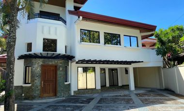 Good Deal, H & L FOR SALE, 5BR W/ SWIMMING POOL UP TO 5 CAR PARKING, INSIDE AYALA ALABANG VILLAGE