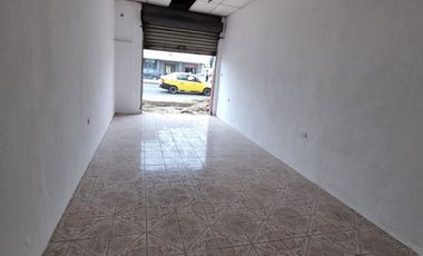 Local en Alquiler en la Avenida Portete, 30 Mt2, 1 Baño, Sur de Guayaquil.
