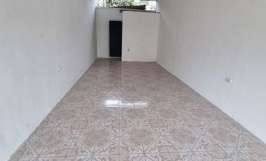 Local en Alquiler en la Avenida Portete, 30 Mt2, 1 Baño, Sur de Guayaquil.