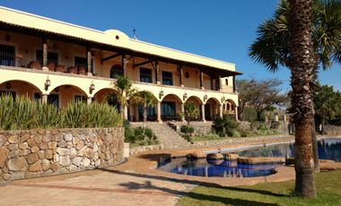 Santa Sofia, Haciendas Country Club