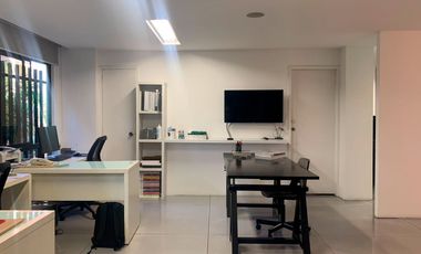PR18425 Oficina en arriendo en el sector Villa Grande