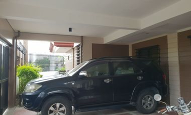 5 BEDROOM HOUSE WITH COVERED ROOF DECK FOR SALE AT METRO SOUTH EXECUTIVE VILLAGE, GEN. TRIAS, CAVITE