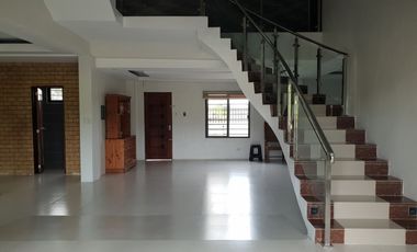 5 BEDROOM HOUSE WITH COVERED ROOF DECK FOR SALE AT METRO SOUTH EXECUTIVE VILLAGE, GEN. TRIAS, CAVITE