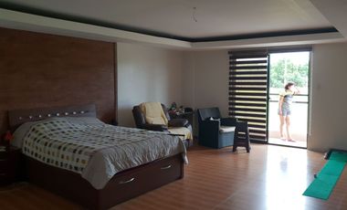 5 BEDROOM HOUSE WITH COVERED ROOF DECK FOR SALE AT METRO SOUTH EXECUTIVE VILLAGE, GEN. TRIAS, CAVITE