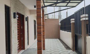 5 BEDROOM HOUSE WITH COVERED ROOF DECK FOR SALE AT METRO SOUTH EXECUTIVE VILLAGE, GEN. TRIAS, CAVITE