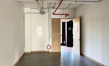 PR20652 Oficina en arriendo en el sector Altos de Palmas