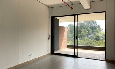 PR20652 Oficina en arriendo en el sector Altos de Palmas