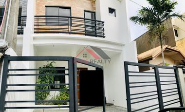 Brand New Duplex House in Las Pinas City